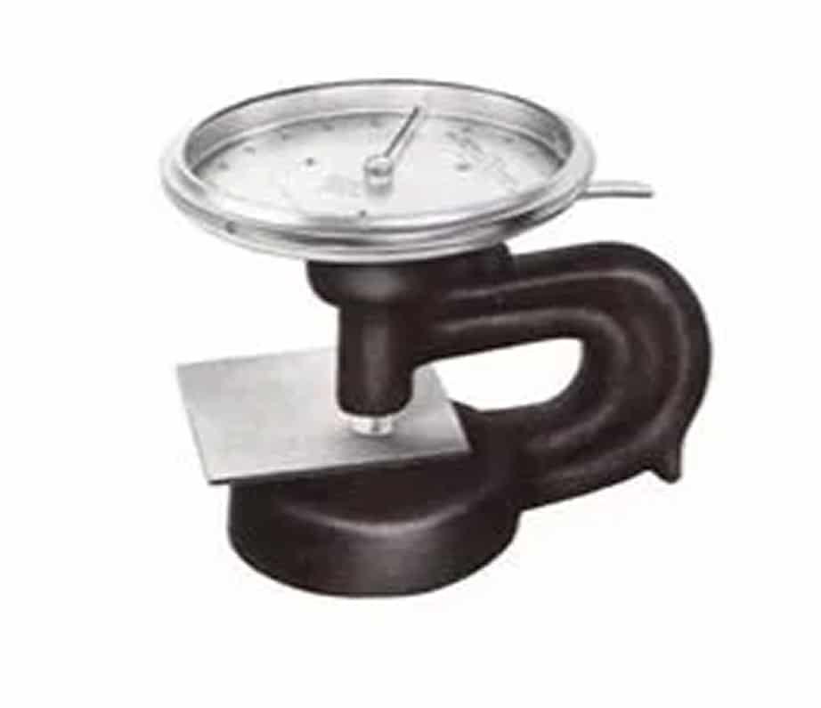Mechanical pressure measuring device.